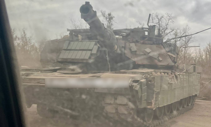 Xe tăng M1 Abrams Ukraine bị bắt gần thành phố Pokrovsk, tỉnh Donetsk trong ảnh công bố ngày 13/11. Ảnh: RusVesna