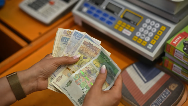 Eurozone chuẩn bị có thành viên thứ 21